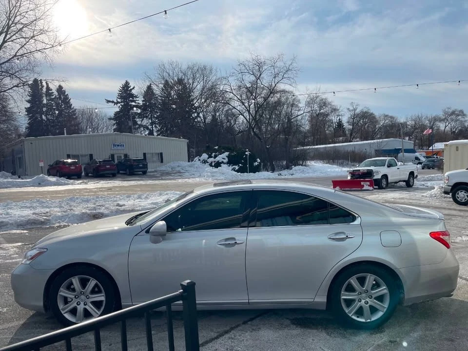 2008 Lexus ES 5th Gen - Image 10 of 20