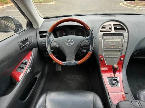 2008 Lexus ES 5th Gen - Image 10 of 13