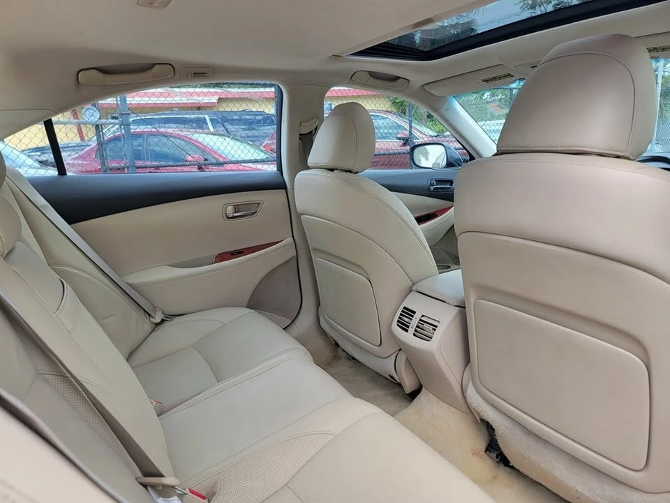 2008 Lexus ES 5th Gen - Image 9 of 10