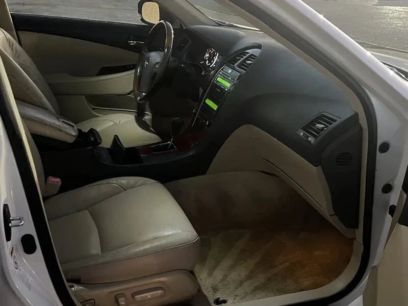 2008 Lexus ES 5th Gen - Image 19 of 20