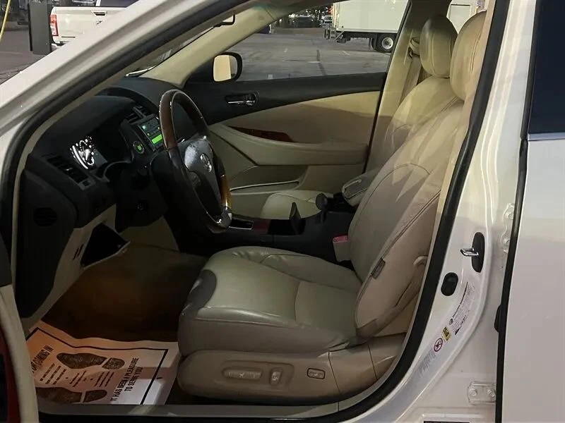 2008 Lexus ES 5th Gen - Image 13 of 20
