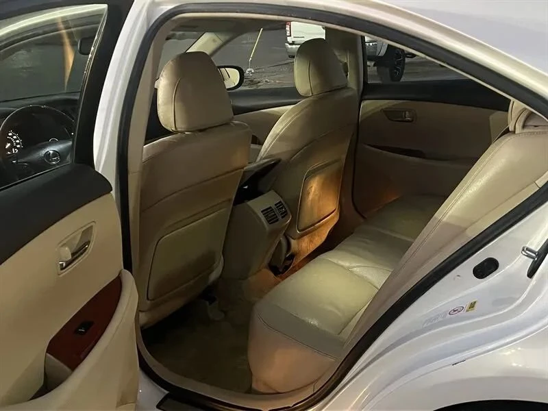 2008 Lexus ES 5th Gen - Image 15 of 20