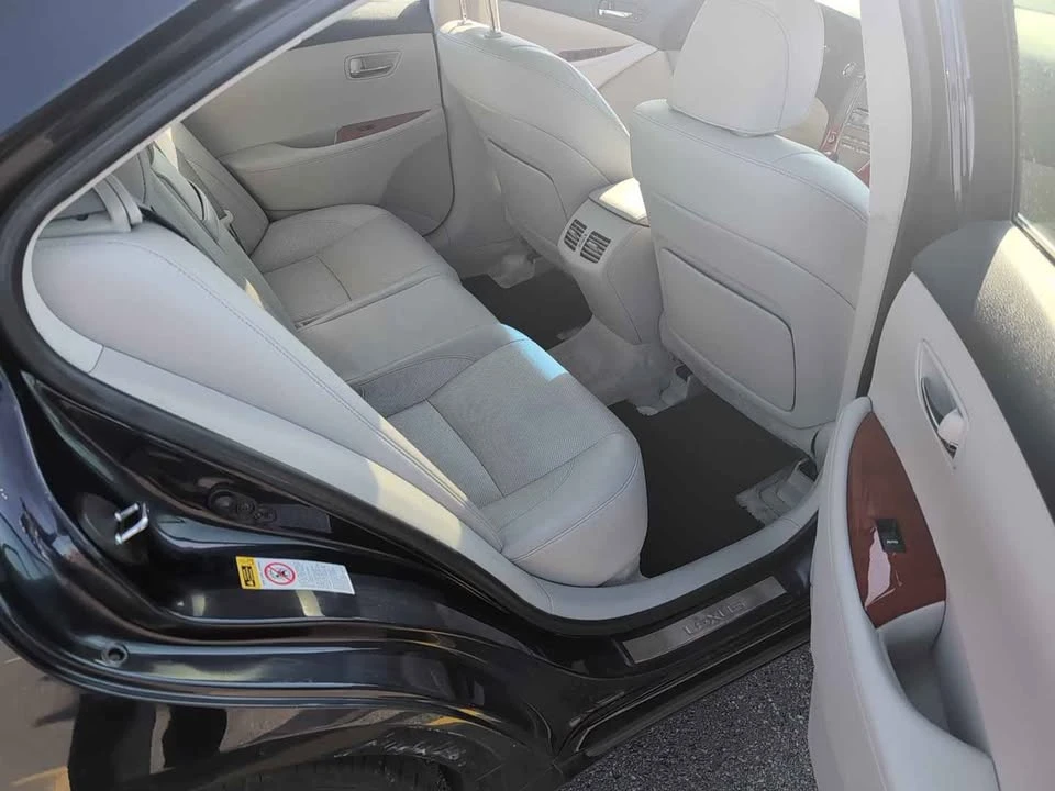 2008 Lexus ES 5th Gen - Image 12 of 15