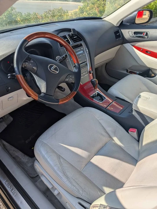 2008 Lexus ES 5th Gen - Image 9 of 15