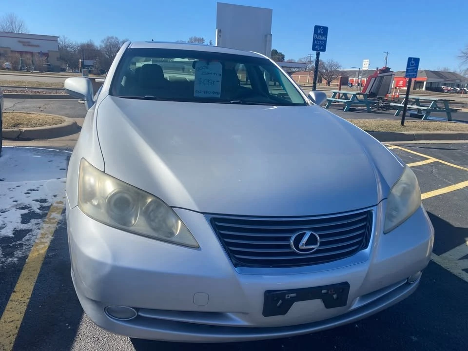 2008 Lexus ES 5th Gen - Image 9 of 19