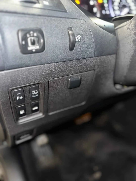 2008 Lexus ES 5th Gen - Image 10 of 19