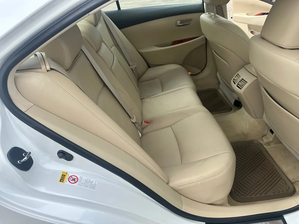 2008 Lexus ES 5th Gen - Image 12 of 20