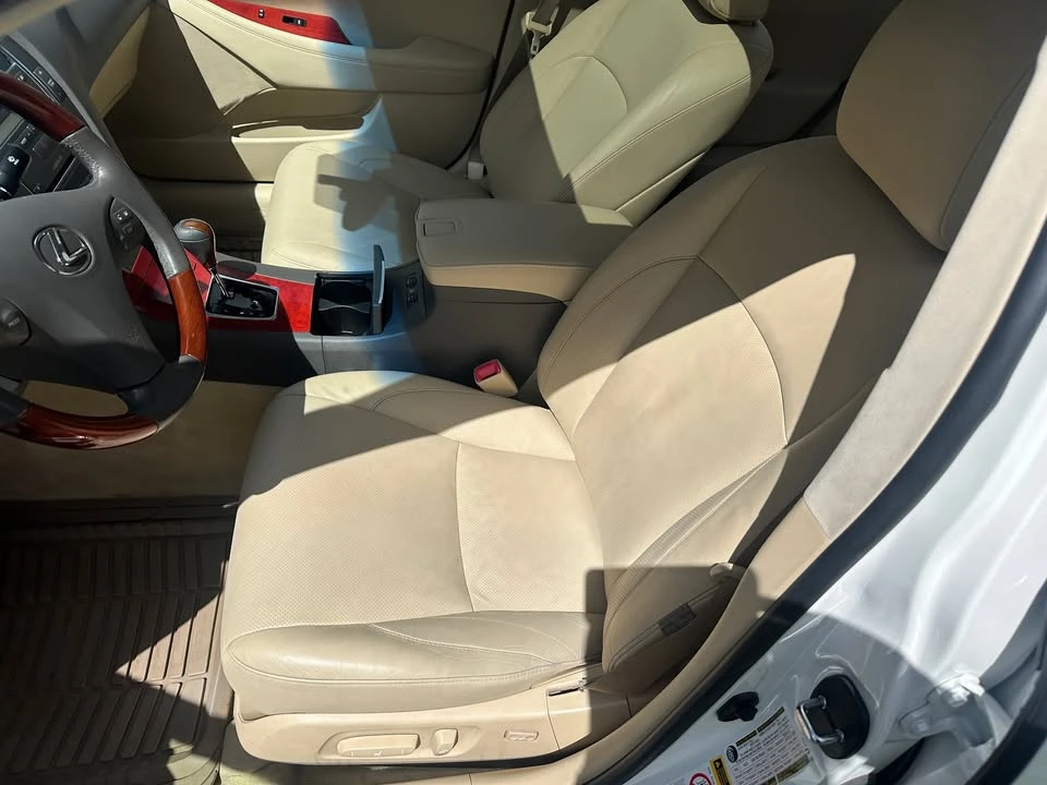 2008 Lexus ES 5th Gen - Image 9 of 20