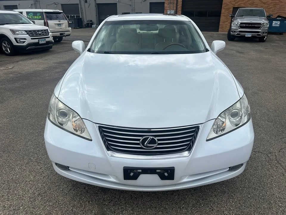 2008 Lexus ES 5th Gen - Image 2 of 20