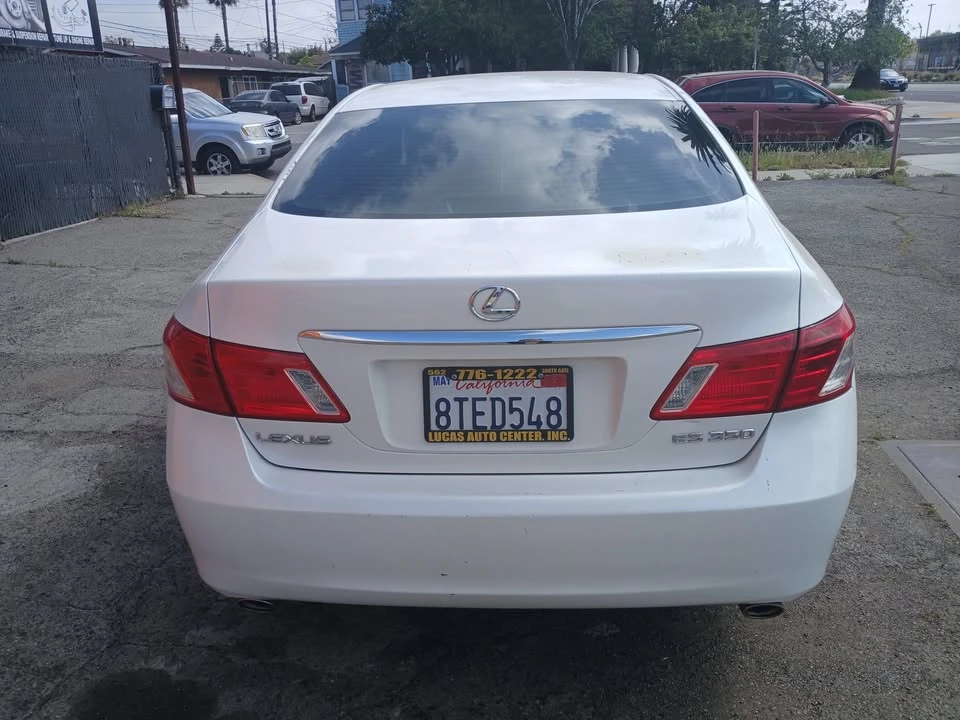 2008 Lexus ES 5th Gen - Image 8 of 10