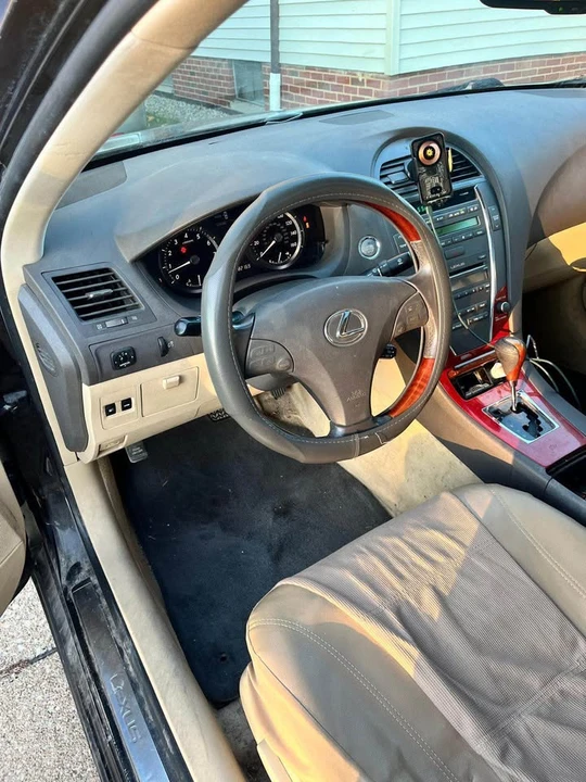 2008 Lexus ES 5th Gen - Image 6 of 8