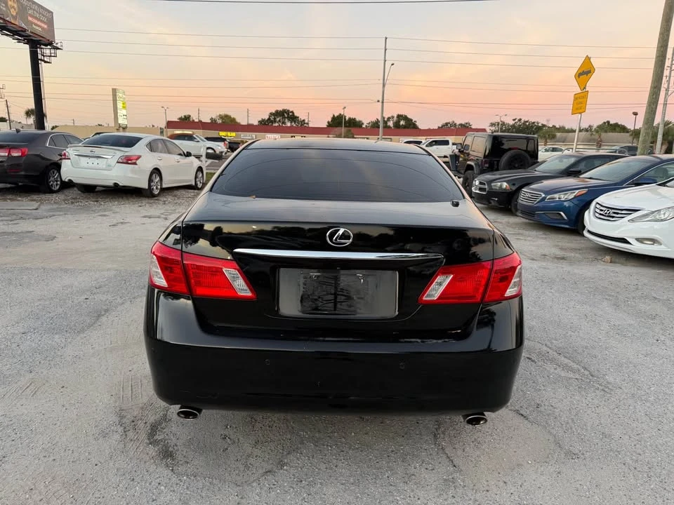 2008 Lexus ES 4th Gen - Image 4 of 10