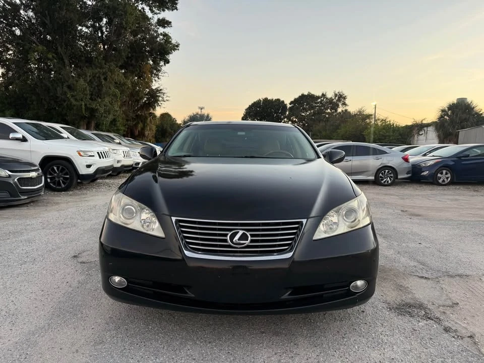 2008 Lexus ES 4th Gen - Image 2 of 10