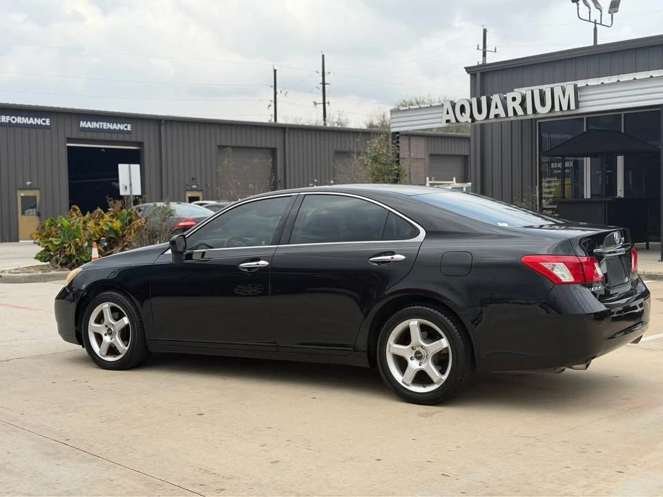 2008 Lexus ES 4th Gen - Image 10 of 20