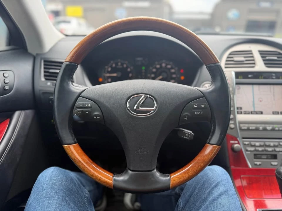 2008 Lexus ES 4th Gen - Image 15 of 20