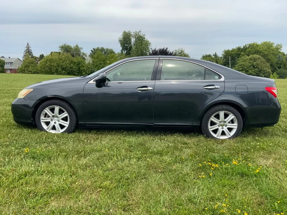 2008 Lexus ES 5th Gen - Image 3 of 11