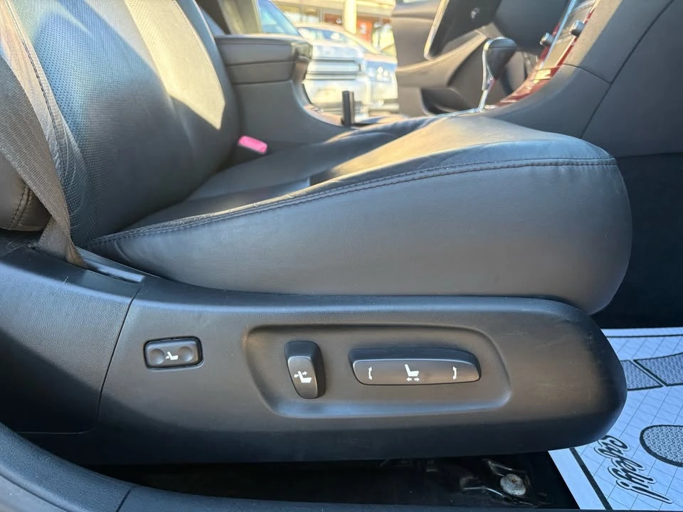 2008 Lexus ES 5th Gen - Image 12 of 20