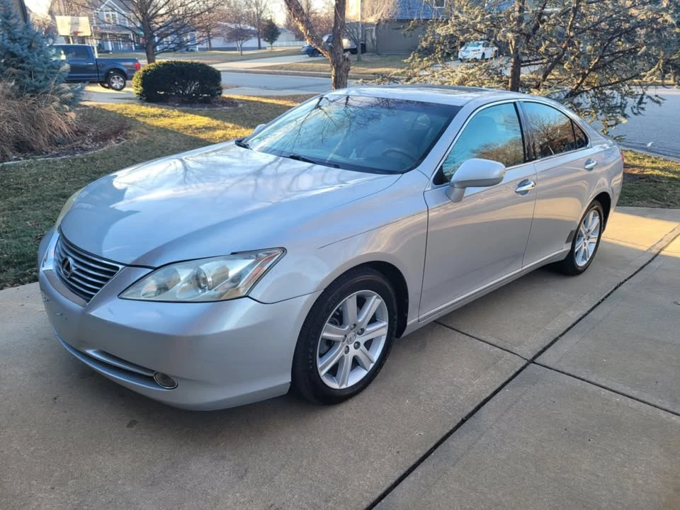 2008 Lexus ES 5th Gen - Image 2 of 18
