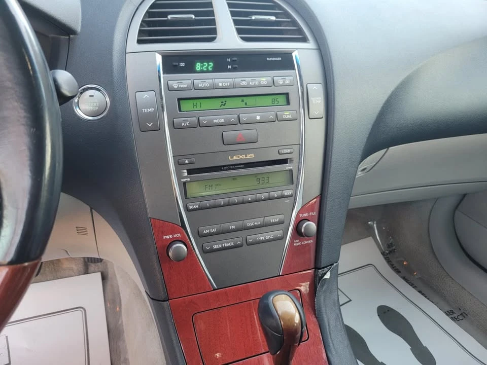 2008 Lexus ES 5th Gen - Image 11 of 18