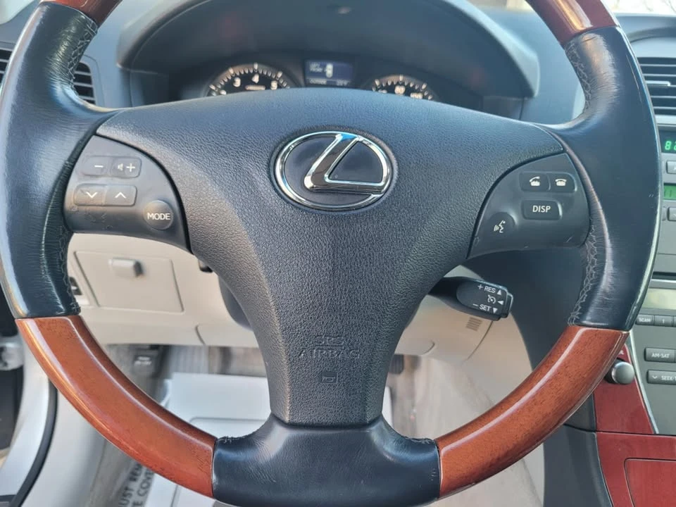 2008 Lexus ES 5th Gen - Image 12 of 18