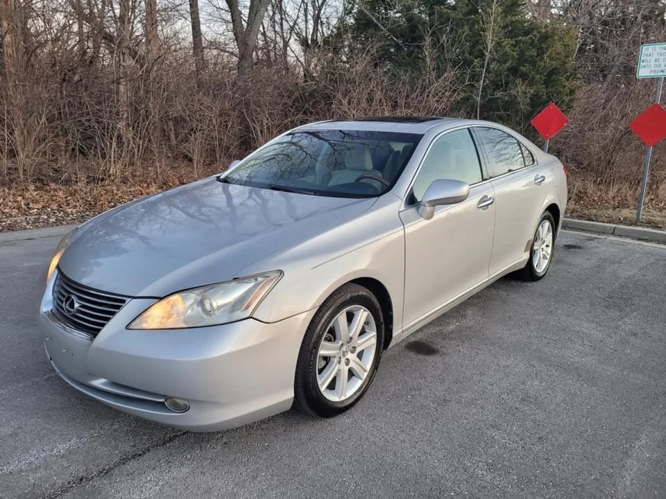 2008 Lexus ES 5th Gen - Image 2 of 14