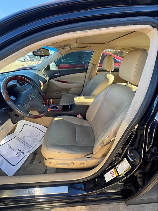 2008 Lexus ES 5th Gen - Image 2 of 9