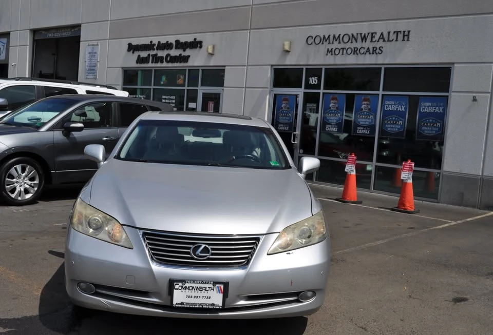 2008 Lexus ES 4th Gen - Image 2 of 20
