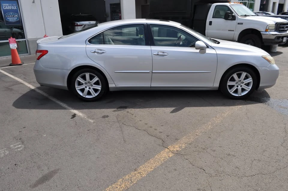 2008 Lexus ES 4th Gen - Image 5 of 20
