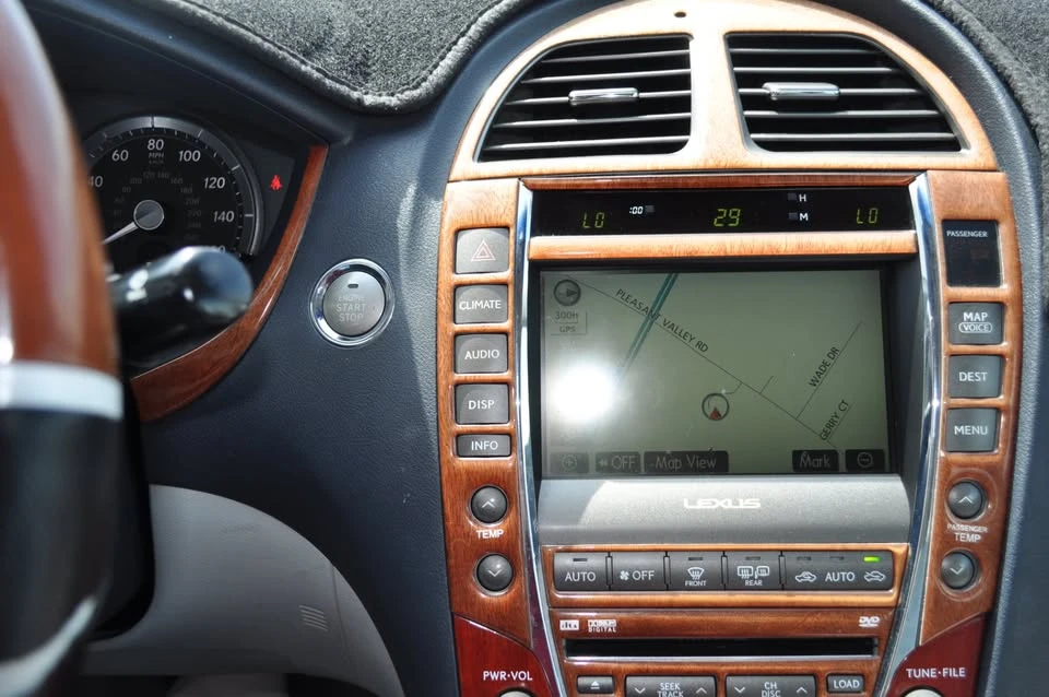2008 Lexus ES 4th Gen - Image 14 of 20