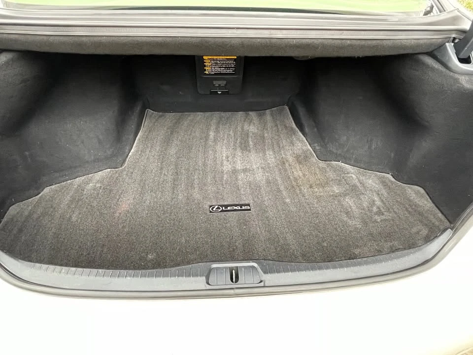 2008 Lexus LS 4th Gen - Image 17 of 20