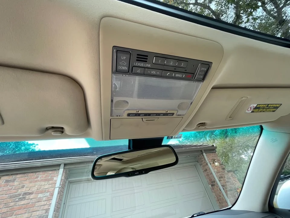 2008 Lexus LS 4th Gen - Image 11 of 20