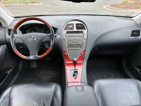 2008 Lexus ES 5th Gen - Image 9 of 12