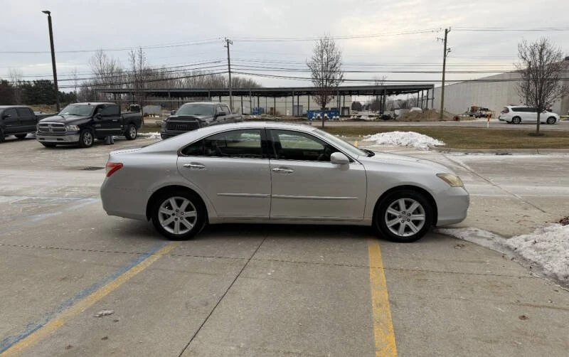 2008 Lexus ES 4th Gen - Image 3 of 20