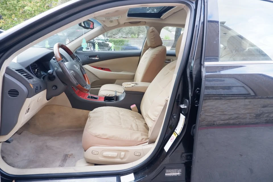 2008 Lexus ES 5th Gen - Image 9 of 20