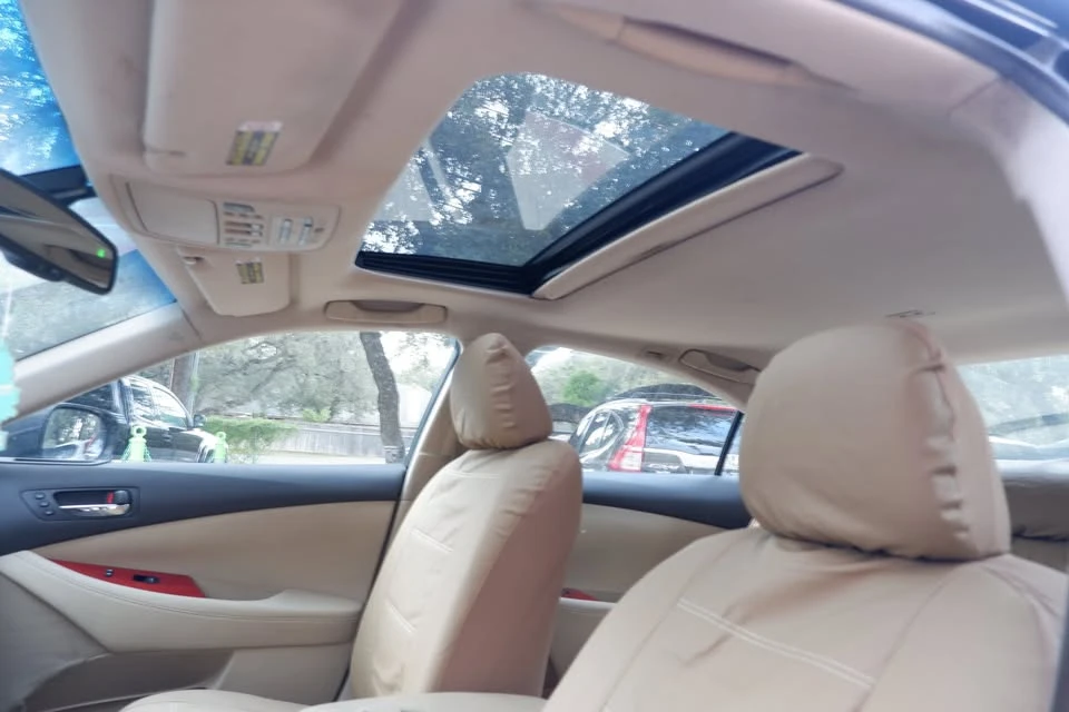 2008 Lexus ES 5th Gen - Image 11 of 20