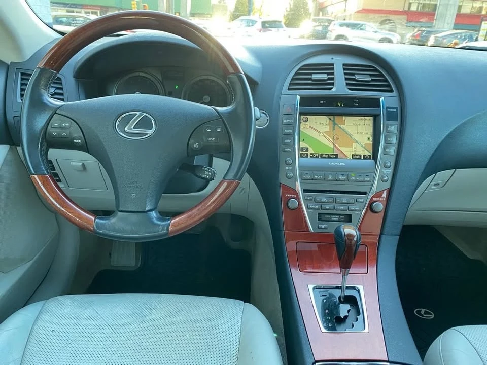 2008 Lexus ES 5th Gen - Image 16 of 20