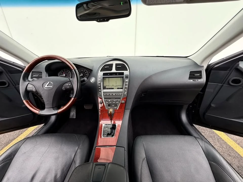 2008 Lexus ES 5th Gen - Image 6 of 12