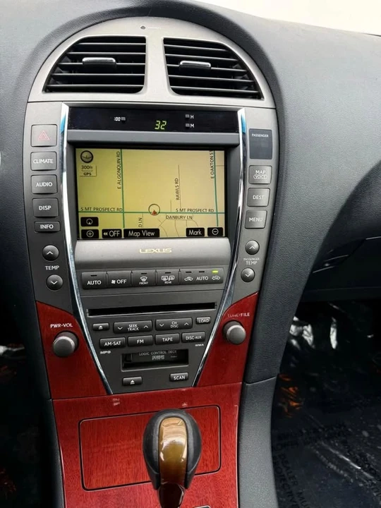 2008 Lexus ES 5th Gen - Image 7 of 12