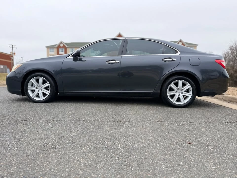 2008 Lexus ES 5th Gen - Image 4 of 12