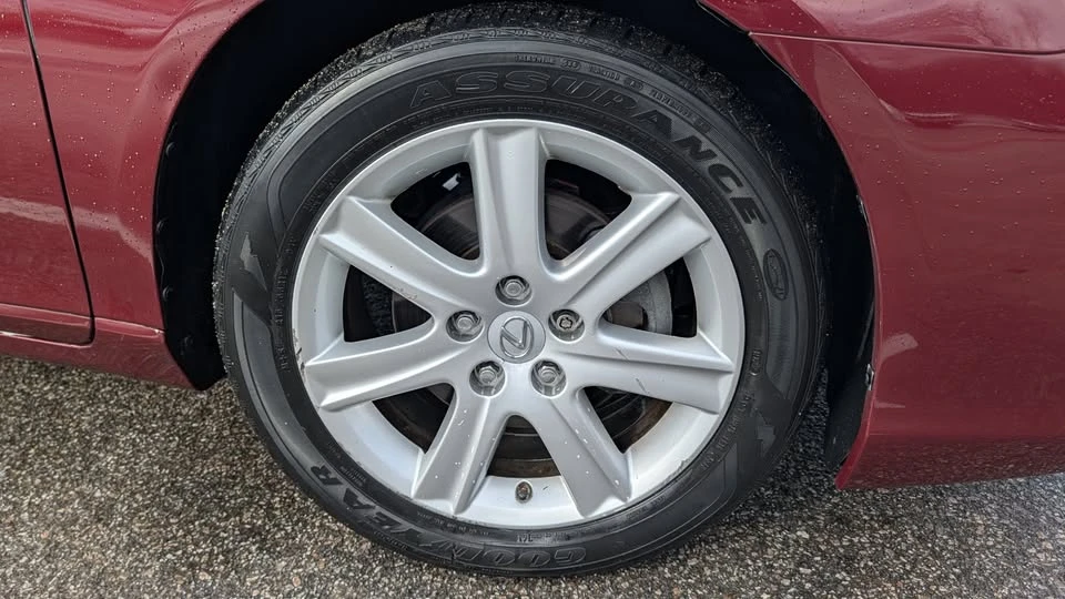 2008 Lexus ES 5th Gen - Image 9 of 20