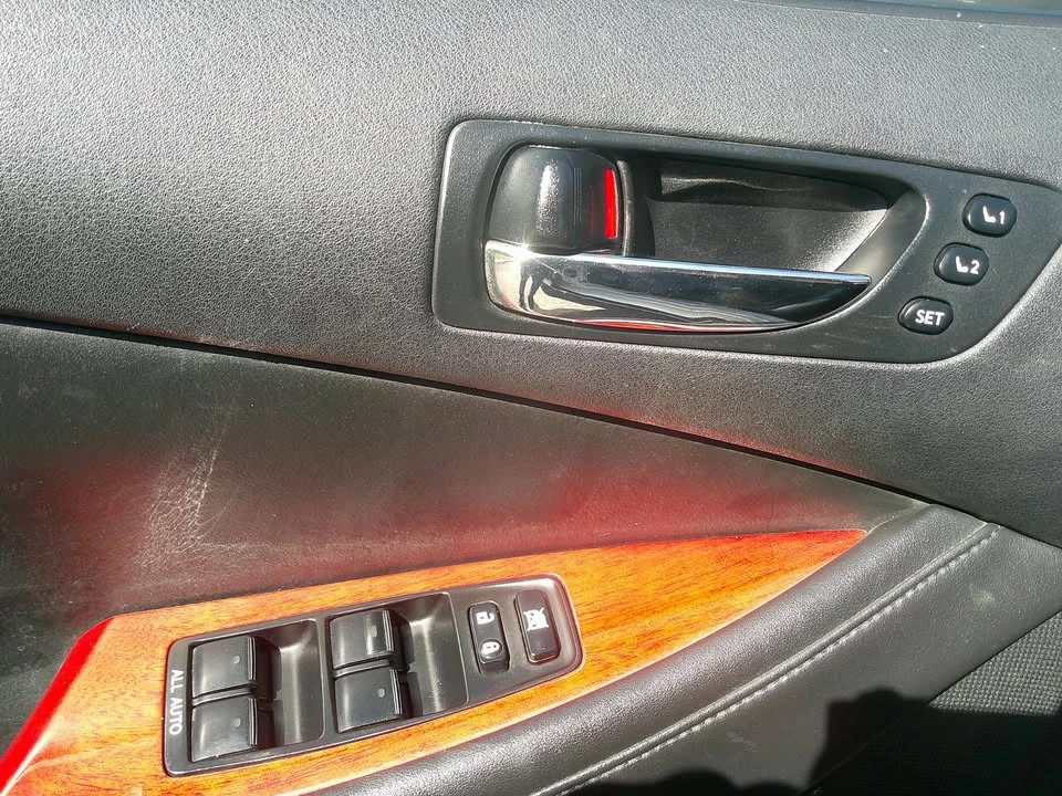 2008 Lexus ES 4th Gen - Image 11 of 15