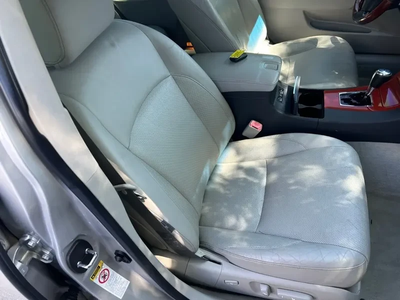 2008 Lexus ES 5th Gen - Image 12 of 14