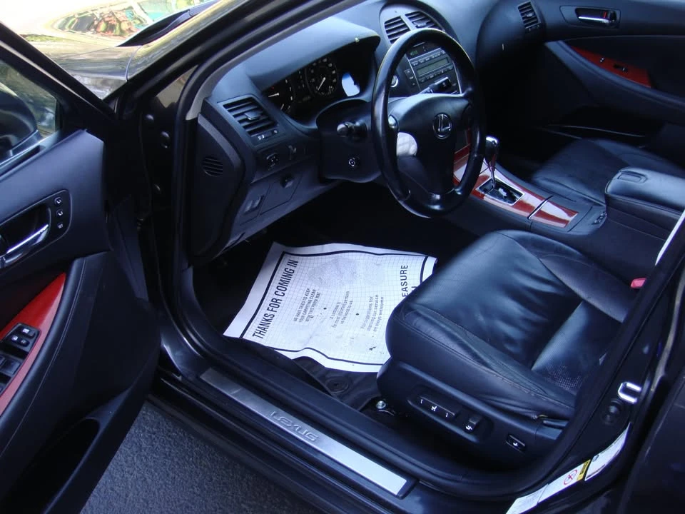 2008 Lexus ES 5th Gen - Image 10 of 18