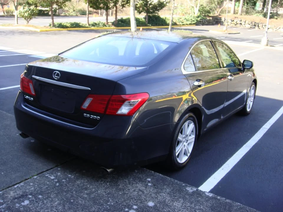 2008 Lexus ES 5th Gen - Image 9 of 18