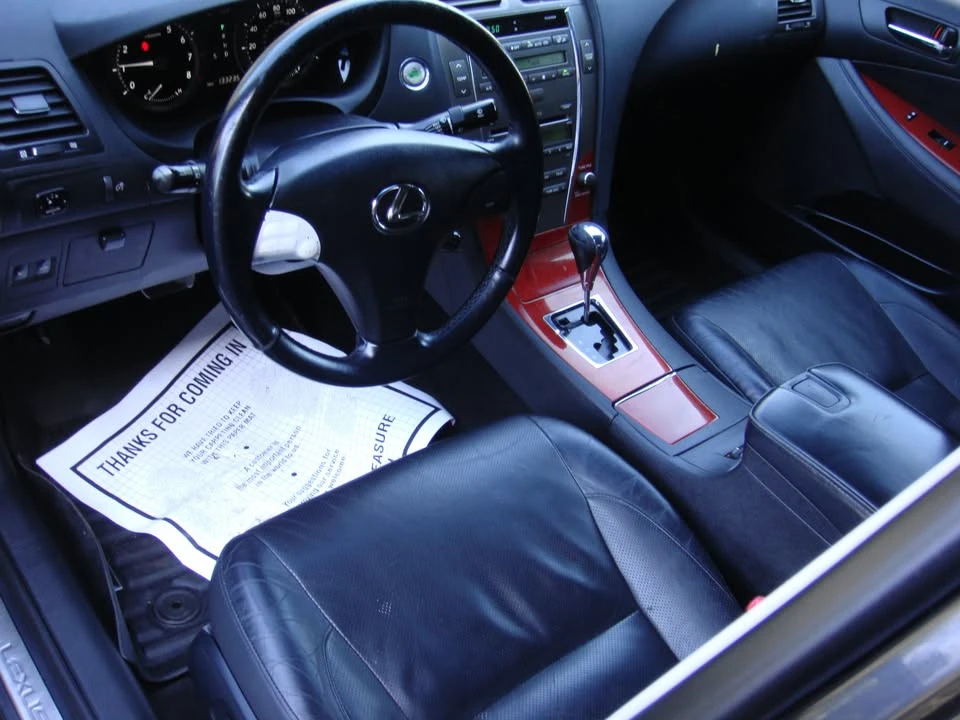 2008 Lexus ES 5th Gen - Image 11 of 18