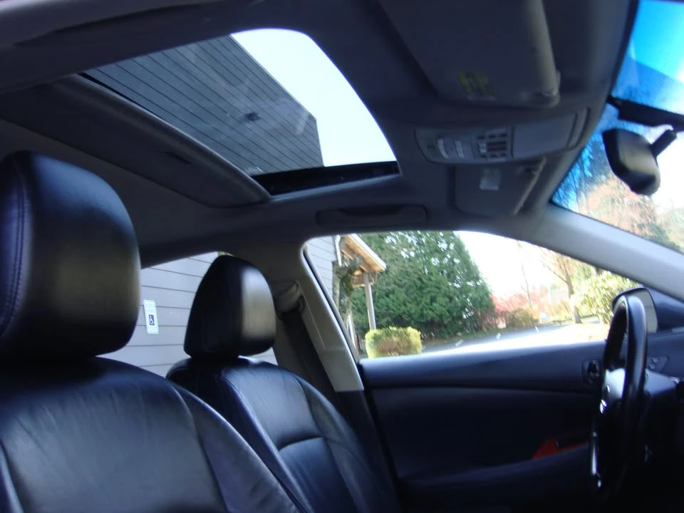 2008 Lexus ES 5th Gen - Image 14 of 18