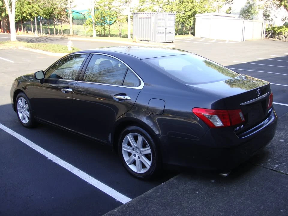 2008 Lexus ES 5th Gen - Image 9 of 18