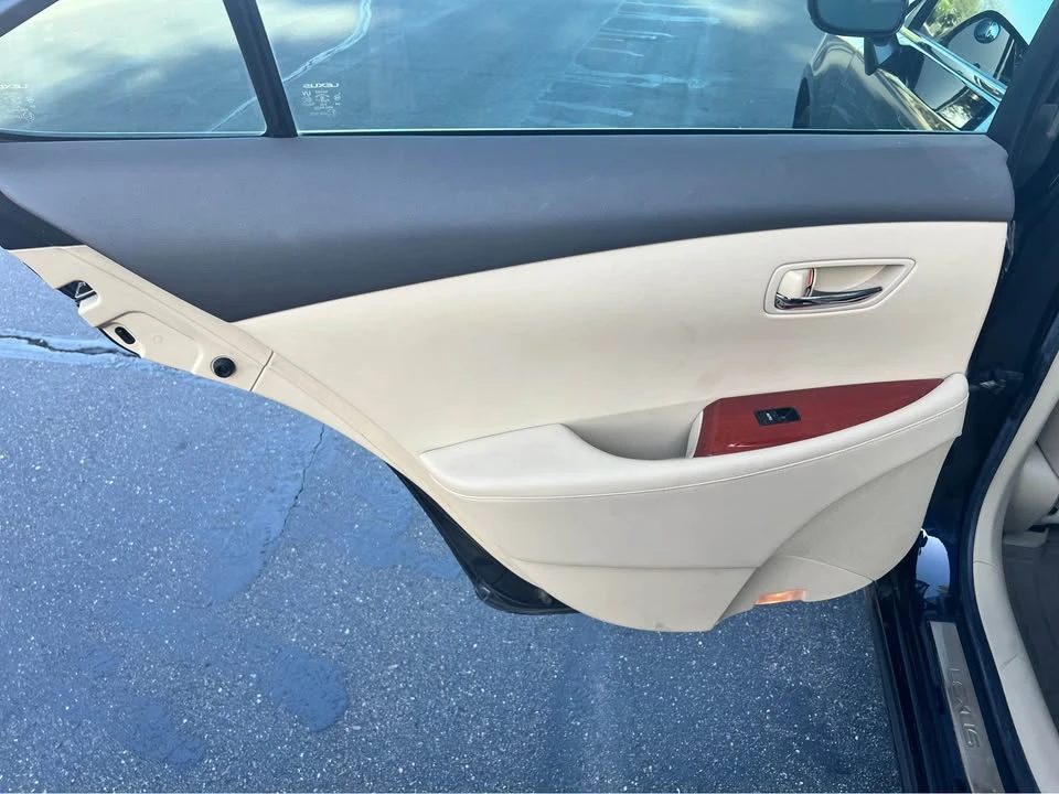 2008 Lexus ES 5th Gen - Image 10 of 19