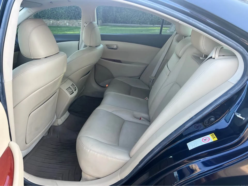 2008 Lexus ES 5th Gen - Image 9 of 19
