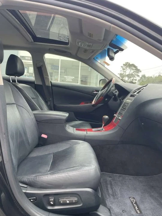 2008 Lexus ES 5th Gen - Image 11 of 17